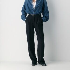 Aritzia Wilfred Effortless Pant